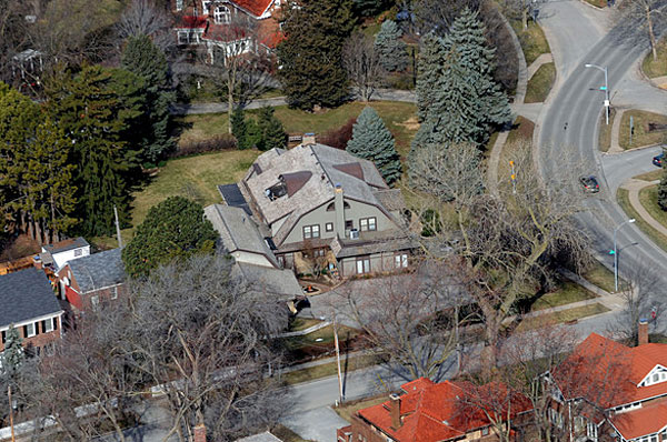 Warren Buffett House Assets