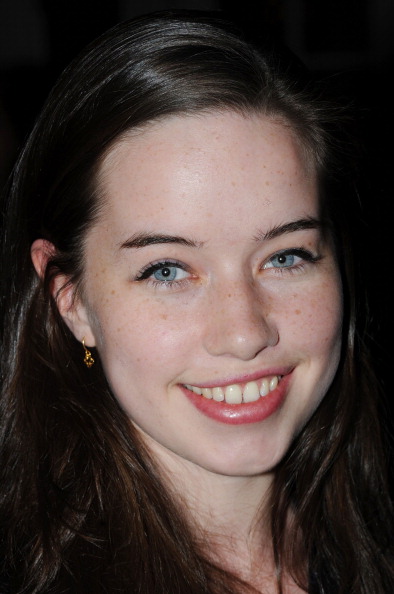 Anna Popplewell Net Worth