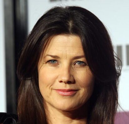 Daphne Zuniga Net Worth