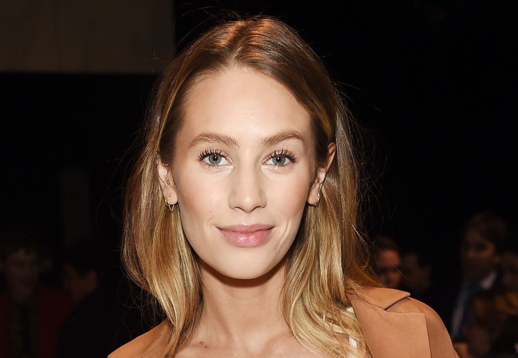 Dylan Penn Net Worth