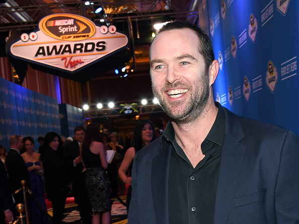 Sullivan Stapleton Net Worth