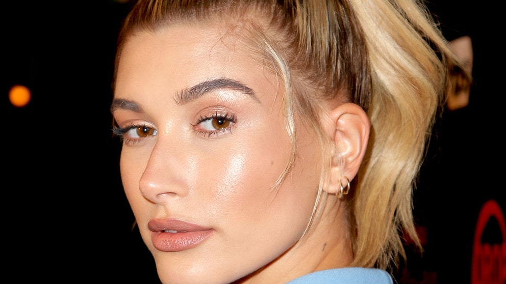 Hailey Baldwin Net Worth