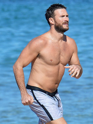 Scott Eastwood Wealth