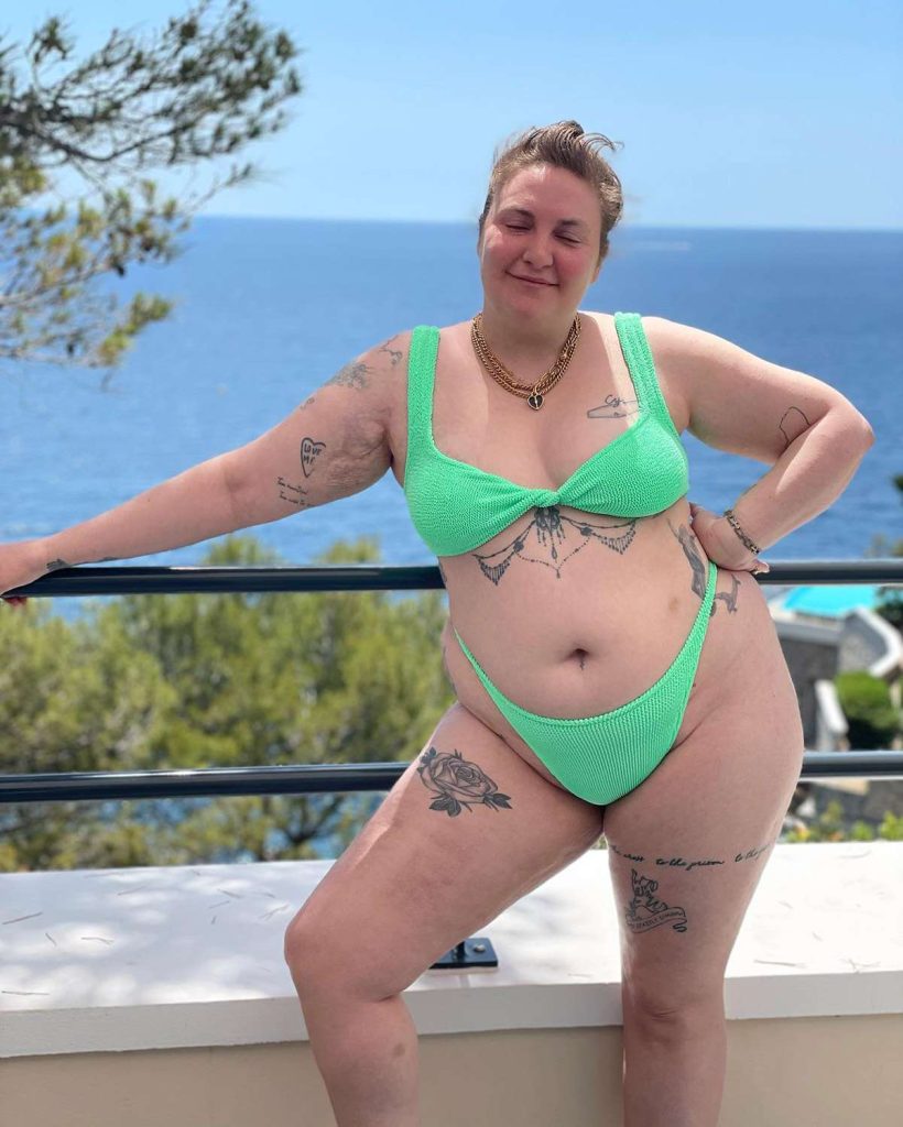 Lena Dunham Wealth