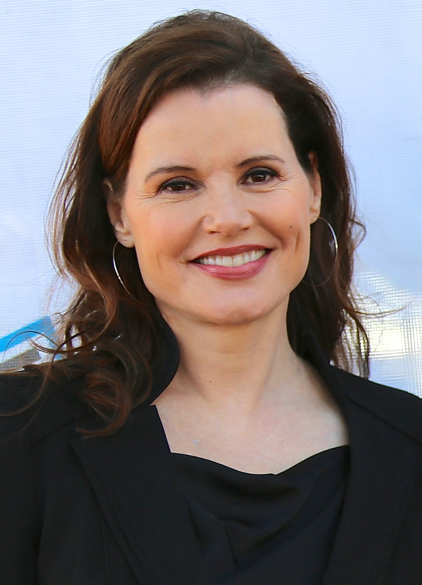 How Rich is Geena Davis?