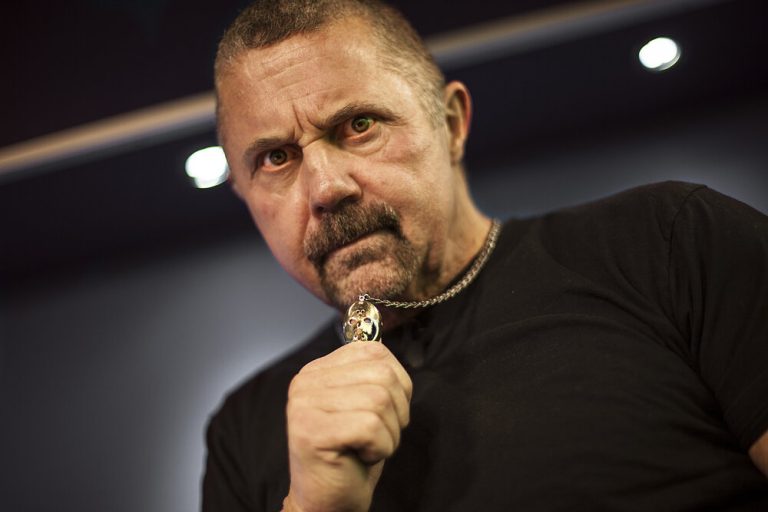 How Rich is Kane Hodder