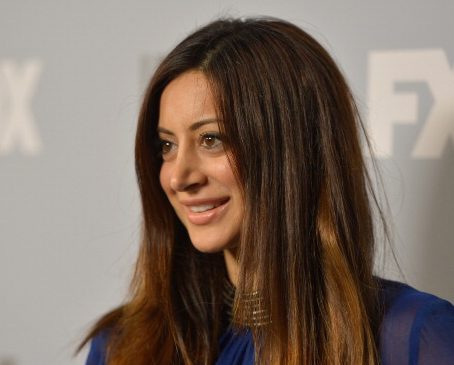 How Rich is Noureen DeWulf